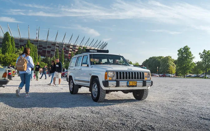 samochody osobowe Jeep Cherokee cena 59000 przebieg: 320000, rok produkcji 1989 z Warszawa